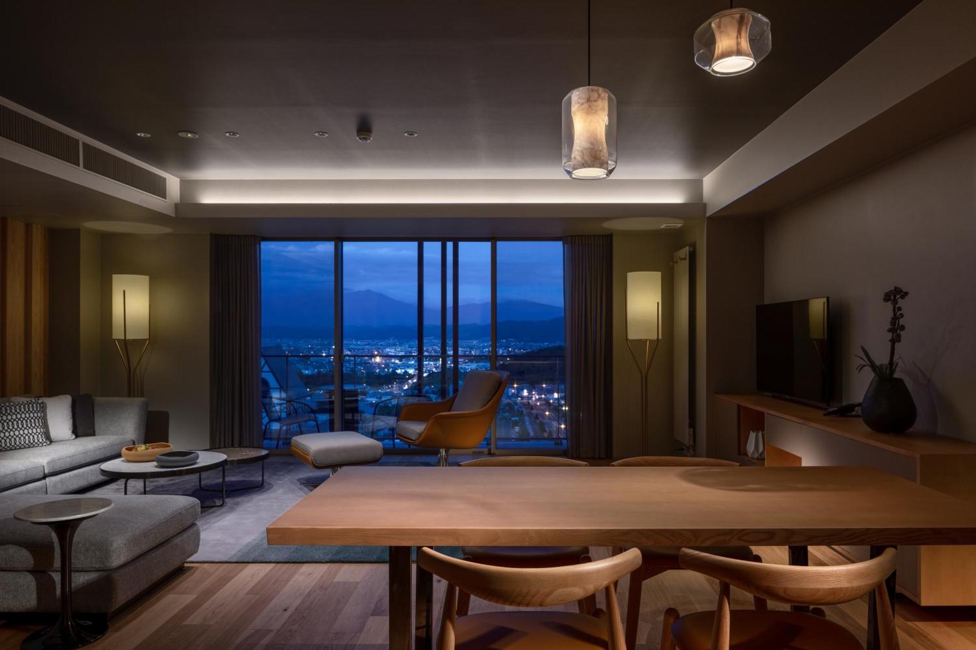 Fenix Furano Aparthotel ภายนอก รูปภาพ