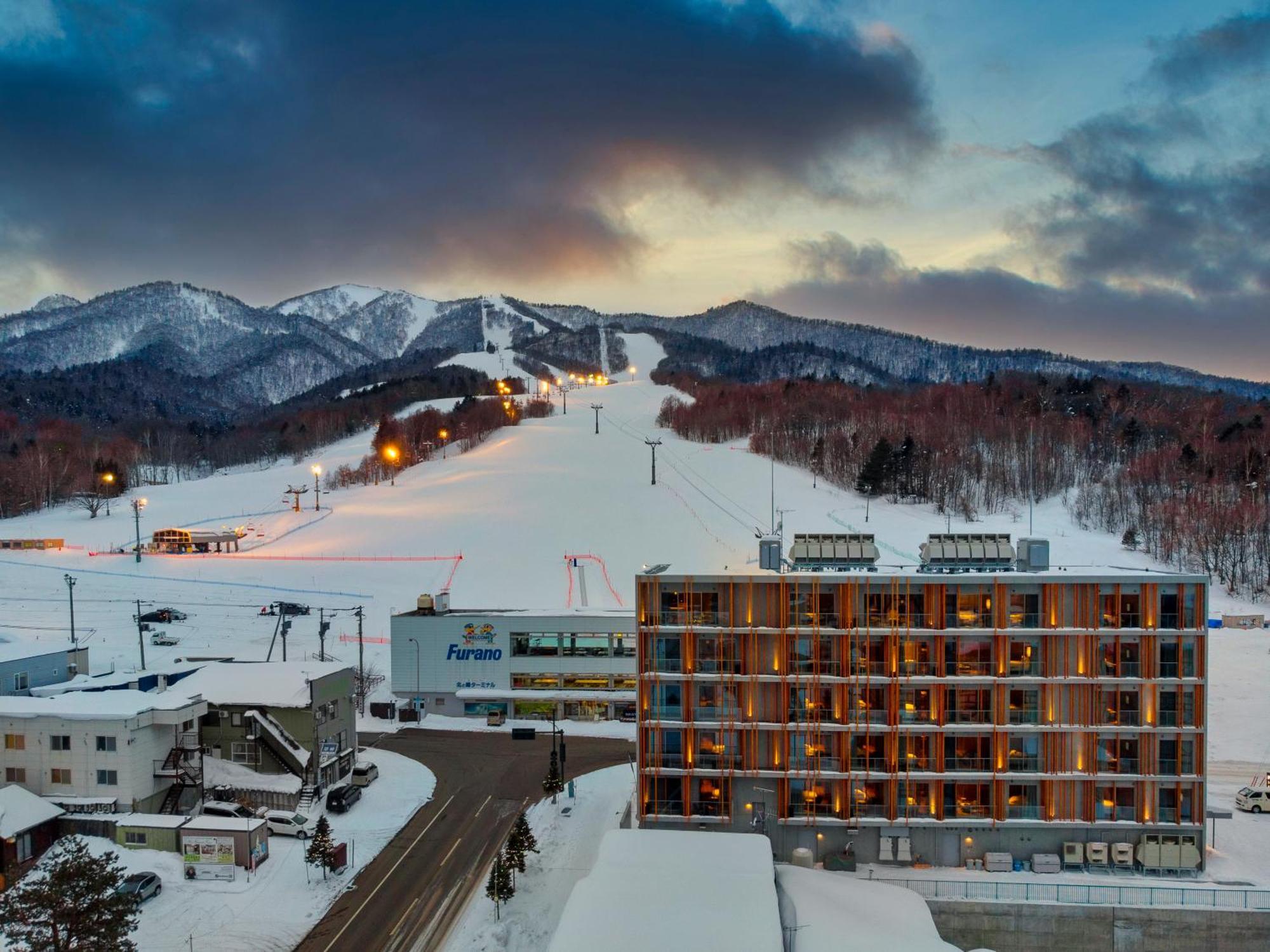Fenix Furano Aparthotel ภายนอก รูปภาพ